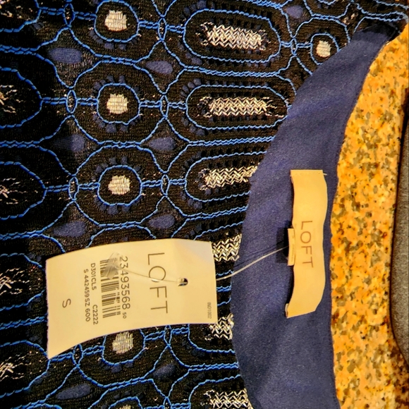 Cocktail outfit, nwt, 2-piece, Size 4 skirt, Small top - Picture 4 of 6